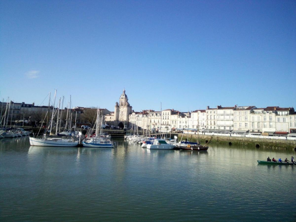 Le Fetilly Avec Parking Privatif Et Climatisation La Rochelle  Exterior photo
